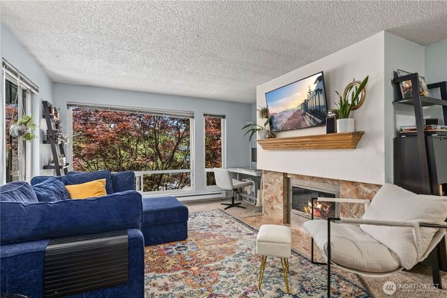 163 Etruria Street, Seattle, WA 98109