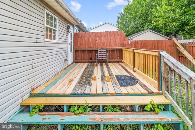 12 EMPRESS CIR, Inwood, WV 25428