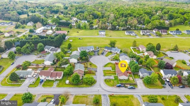 12 EMPRESS CIR, Inwood, WV 25428