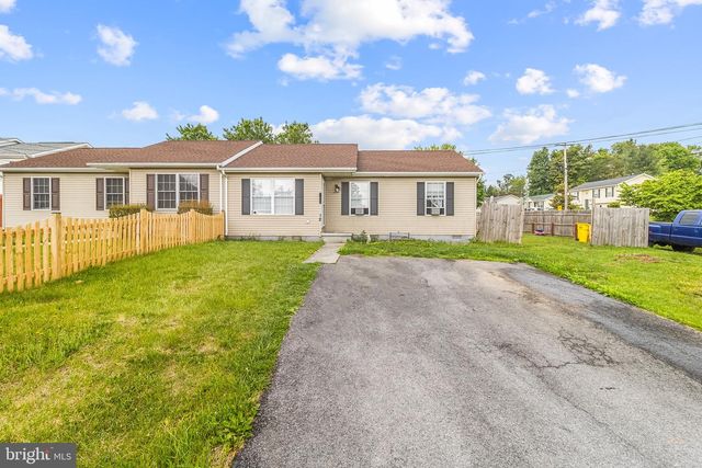 12 EMPRESS CIR, Inwood, WV 25428