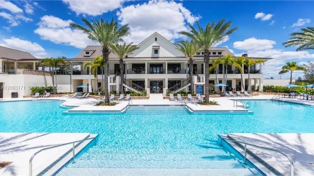 19884 Whispering Creek Road 263, Loxahatchee, FL 33470