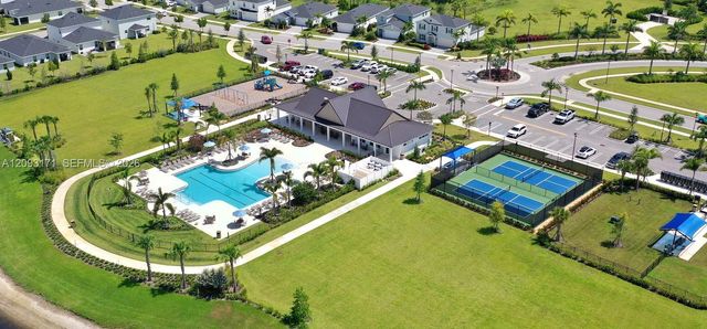 19884 Whispering Creek Road 263, Loxahatchee, FL 33470