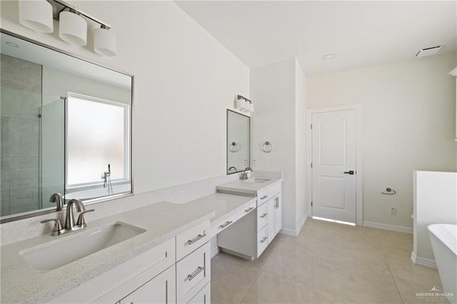 1904 Diplomat Drive, Edinburg, TX 78542