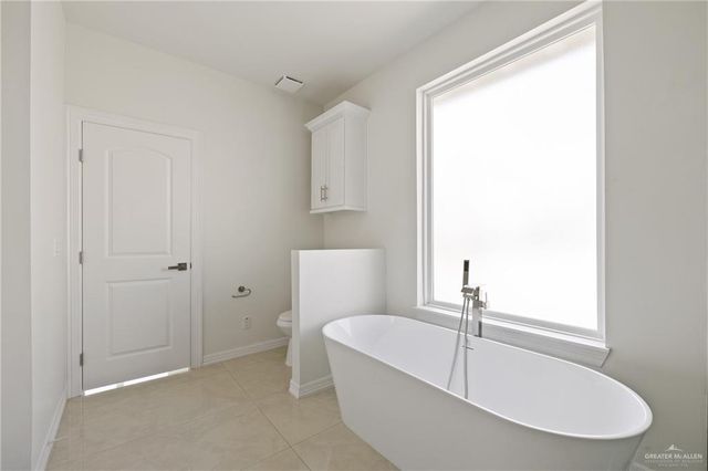 1904 Diplomat Drive, Edinburg, TX 78542