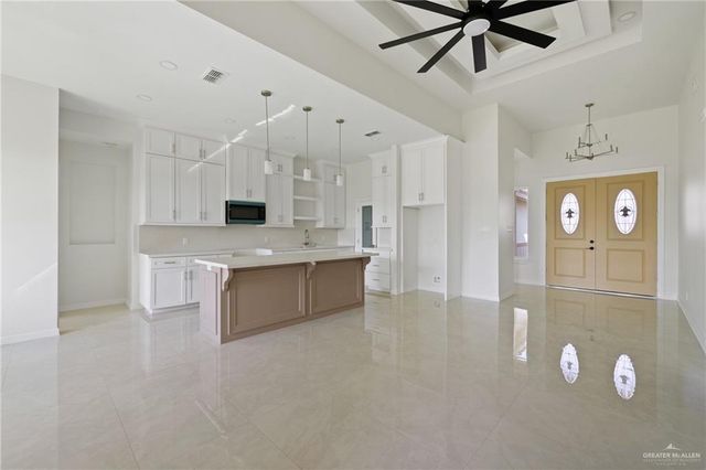 1904 Diplomat Drive, Edinburg, TX 78542