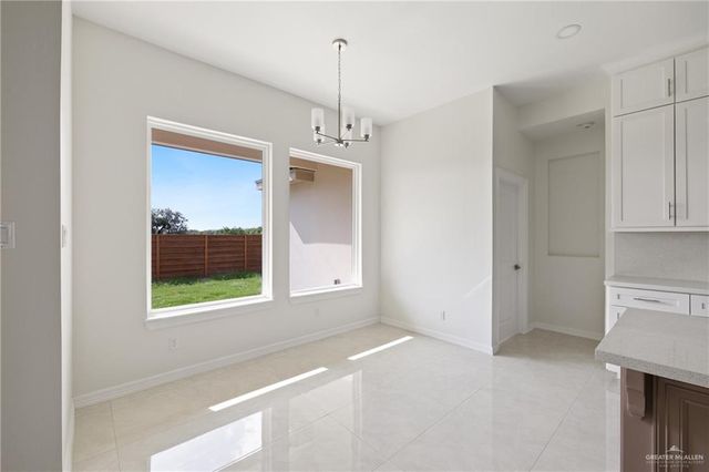 1904 Diplomat Drive, Edinburg, TX 78542