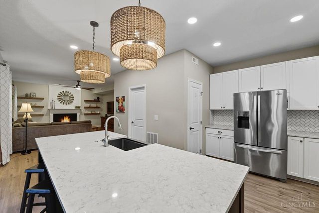 1899 Meadowsweet Drive, Turtle Creek Twp, OH 45036