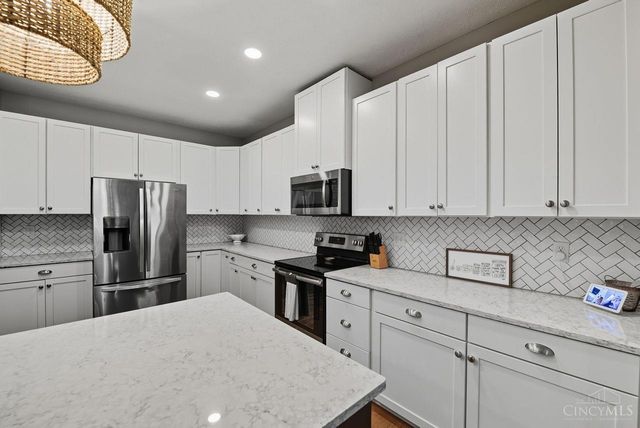 1899 Meadowsweet Drive, Turtle Creek Twp, OH 45036