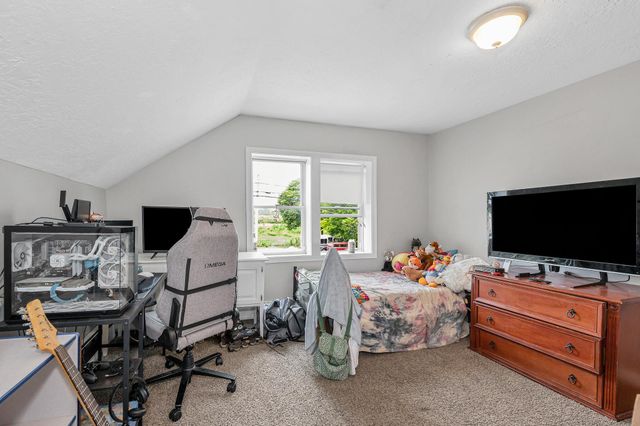 38 Hall Street, Concord, NH 03301