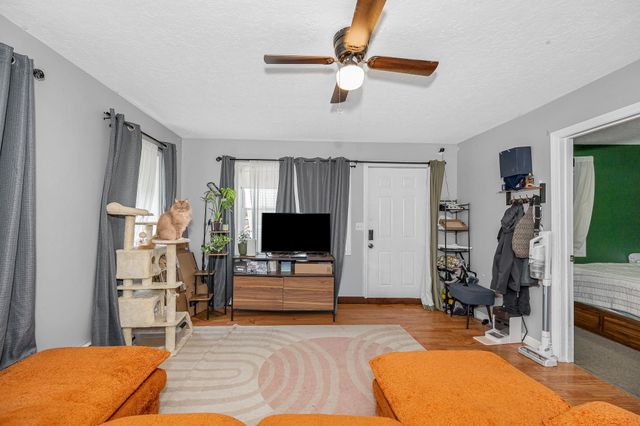 38 Hall Street, Concord, NH 03301