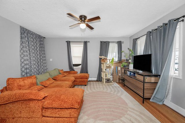 38 Hall Street, Concord, NH 03301