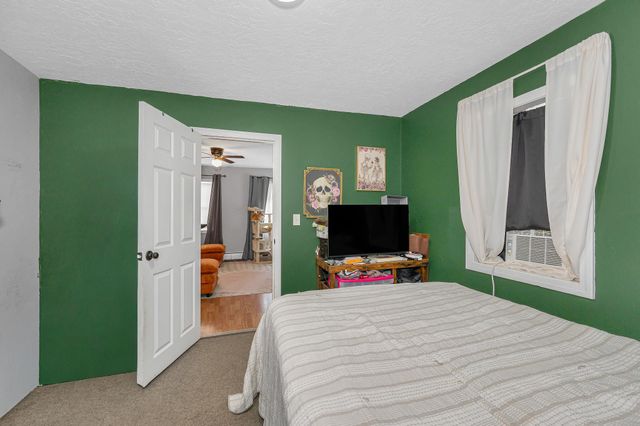 38 Hall Street, Concord, NH 03301