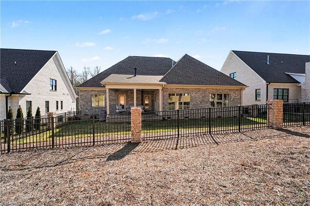 3901 Tee Island Court, Greensboro, NC 27407