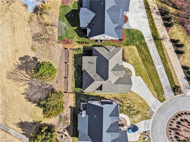 3901 Tee Island Court, Greensboro, NC 27407