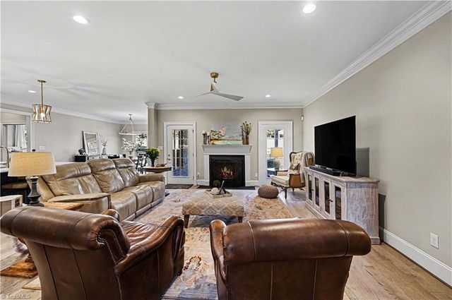 3901 Tee Island Court, Greensboro, NC 27407