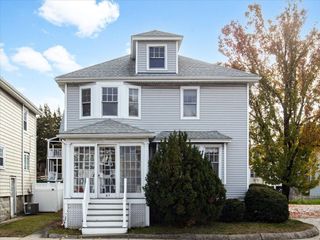 559 Gallivan Blvd, Boston, MA 02124