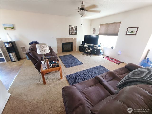 901 344th Street, Ocean Park, WA 98640