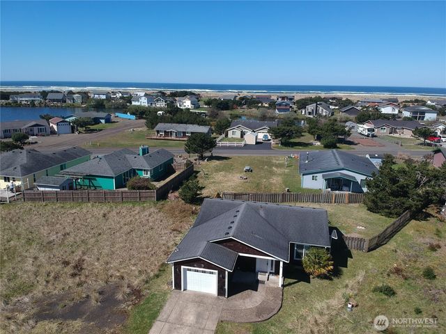901 344th Street, Ocean Park, WA 98640