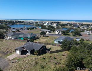 901 344th Street, Ocean Park, WA 98640