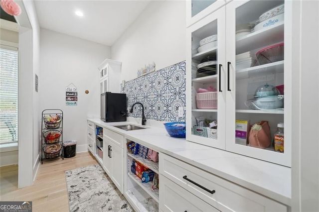 125 Thome Drive, Alpharetta, GA 30022