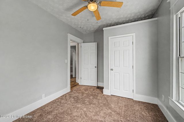 2906 Dixie Hwy, Louisville, KY 40216