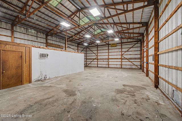 2906 Dixie Hwy, Louisville, KY 40216