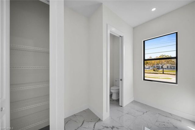 1002 NE 7th AVE, Cape Coral, FL 33909