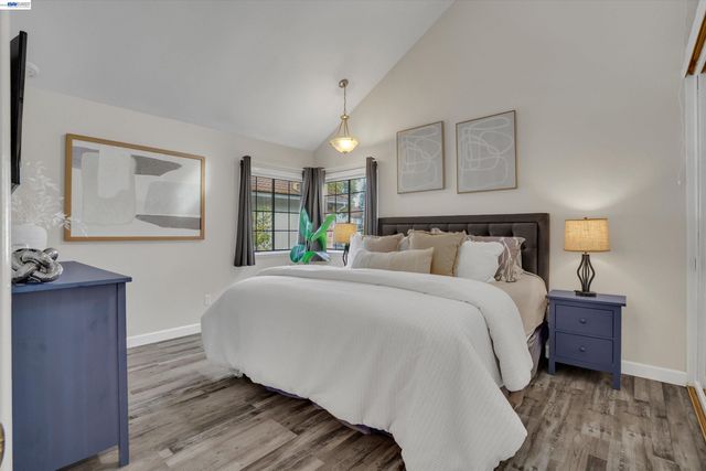 5520 Rainflower Dr, Livermore, CA 94551