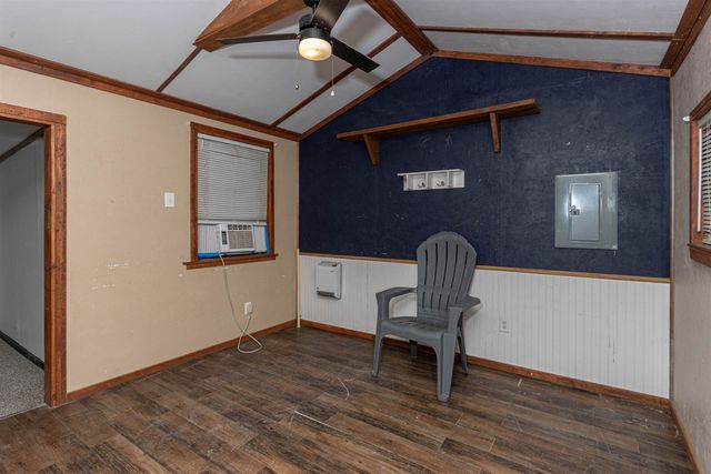 112 AN County Road 1370, Palestine, TX 75801