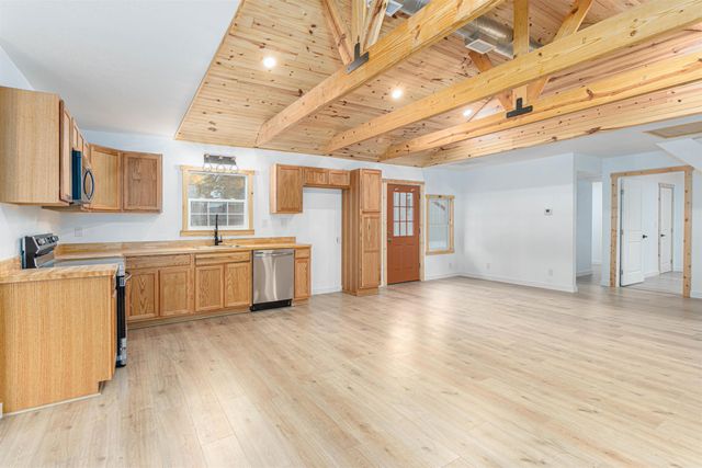 112 AN County Road 1370, Palestine, TX 75801