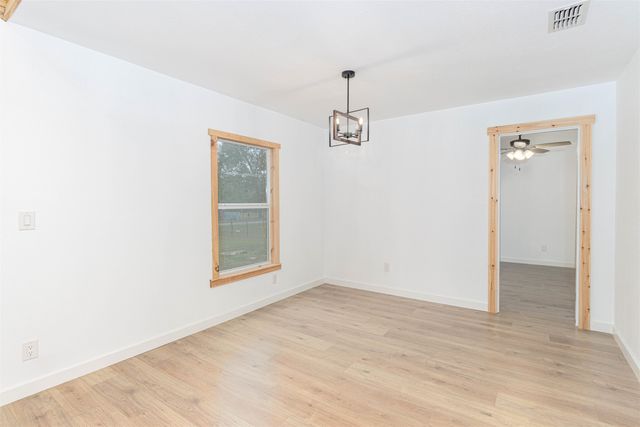 112 AN County Road 1370, Palestine, TX 75801