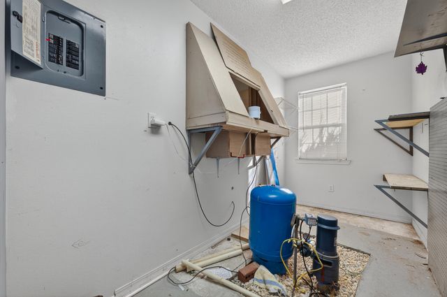 5688 Ridge Avenue, Milton, FL 32583