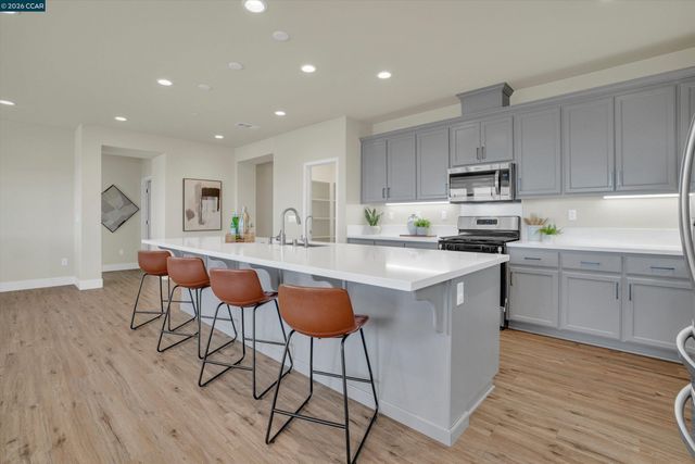 5455 Gray Pine Way, Antioch, CA 94531