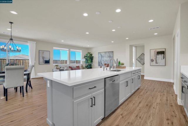 5455 Gray Pine Way, Antioch, CA 94531
