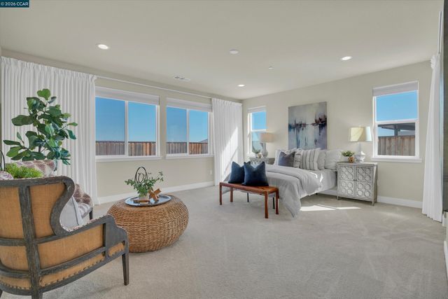 5455 Gray Pine Way, Antioch, CA 94531