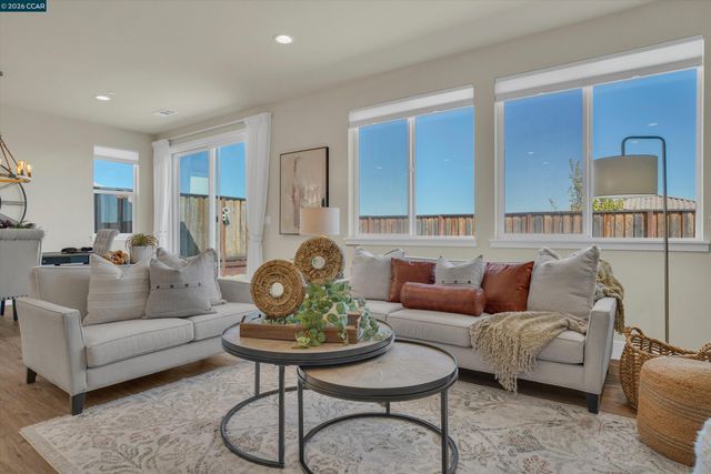 5455 Gray Pine Way, Antioch, CA 94531