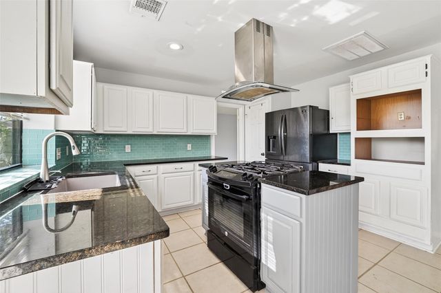 128 Bayou Bend Drive, League City, TX 77573