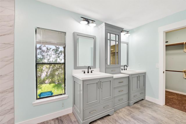128 Bayou Bend Drive, League City, TX 77573