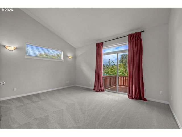 2037 Se CENTURION Way, Gresham, OR 97080