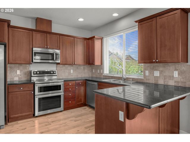 2037 Se CENTURION Way, Gresham, OR 97080