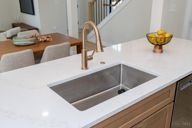 1635 Clayton Street, Cincinnati, OH 45206