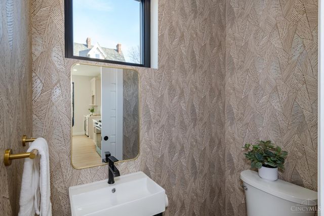 1635 Clayton Street, Cincinnati, OH 45206