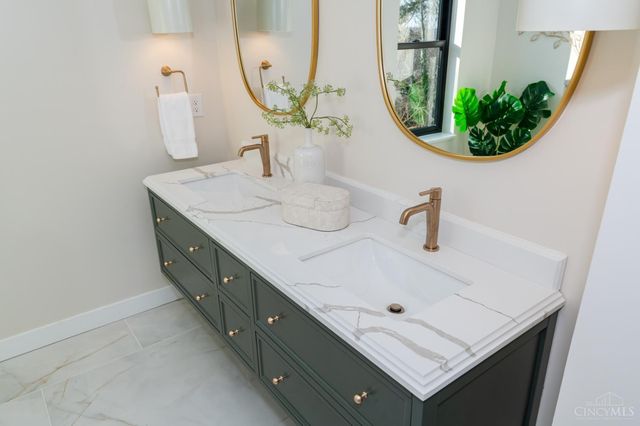 1635 Clayton Street, Cincinnati, OH 45206