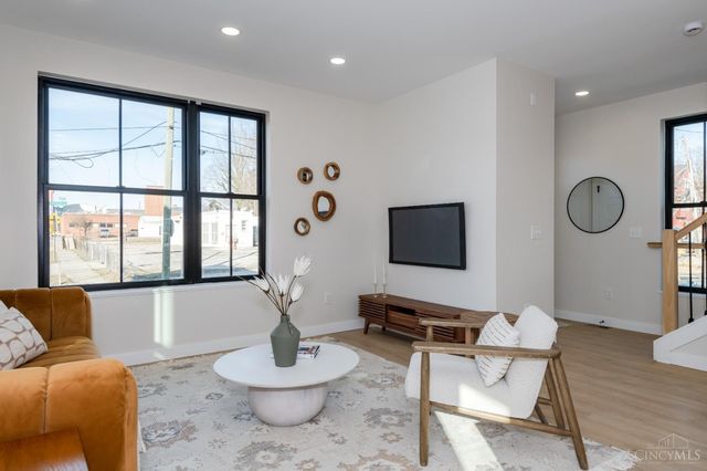 1635 Clayton Street, Cincinnati, OH 45206