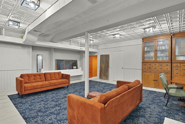 30 Quarterline Street, Newaygo, MI 49337