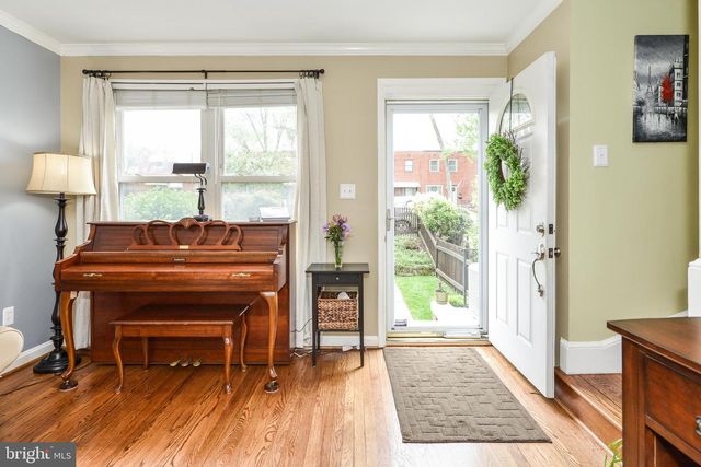 629 S HENRY ST, Alexandria, VA 22314