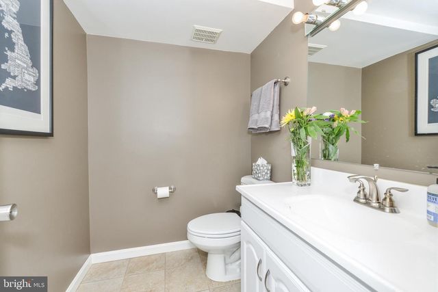 629 S HENRY ST, Alexandria, VA 22314