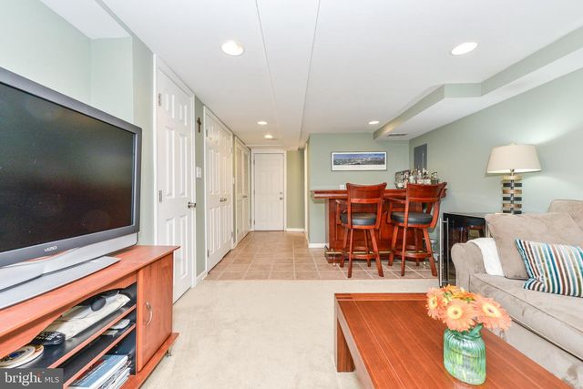 629 S HENRY ST, Alexandria, VA 22314