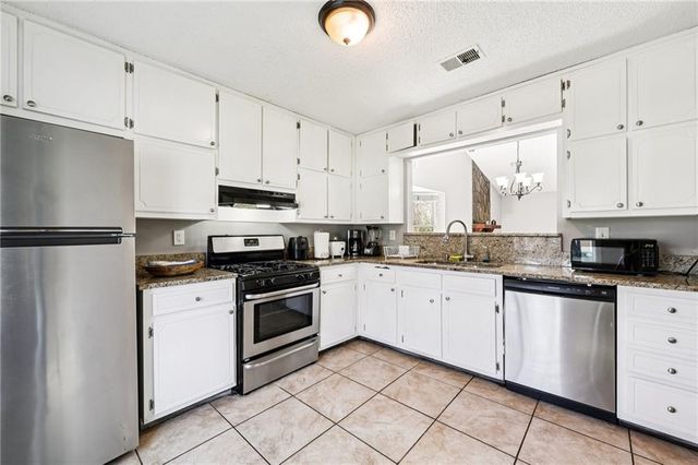 5375 Kirk Drive, Atlanta, GA 30349
