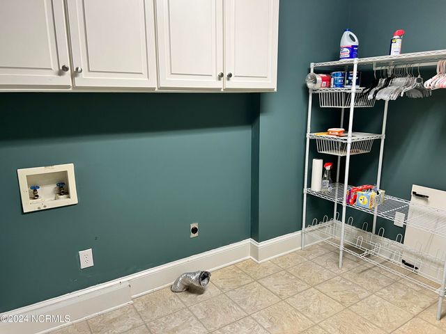 2710 Fairfax Road, Kinston, NC 28504
